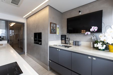 Apartamento à venda com 173m², 4 quartos e 3 vagasVaranda