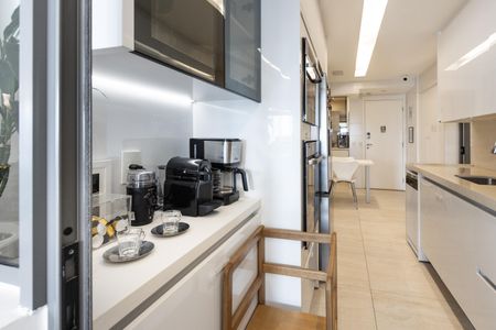 Apartamento à venda com 173m², 4 quartos e 3 vagasCozinha