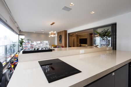 Apartamento à venda com 173m², 4 quartos e 3 vagasVaranda