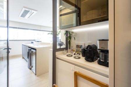 Apartamento à venda com 173m², 4 quartos e 3 vagasCozinha