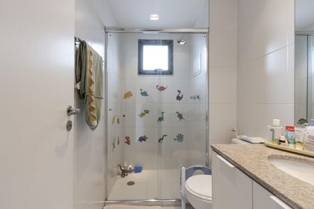 Apartamento à venda com 173m², 4 quartos e 3 vagasBanheiro da Suíte 2