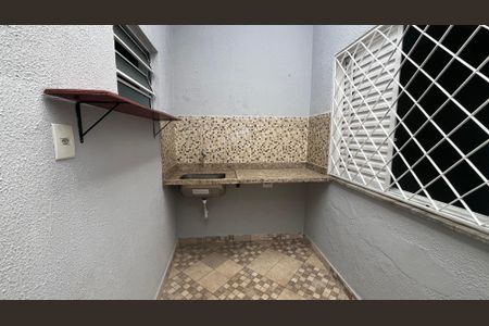 Casa à venda com 100m², 3 quartos e 3 vagas Casa à venda com 100m², 3 quartos e 3 vagasÁrea de Serviço
