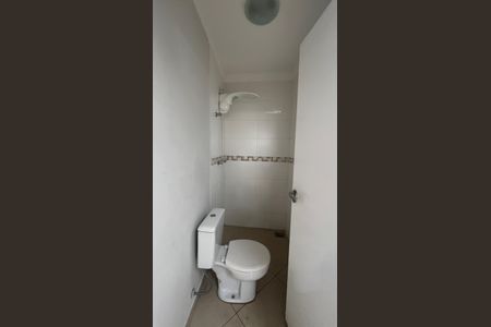 Casa à venda com 100m², 3 quartos e 3 vagas Casa à venda com 100m², 3 quartos e 3 vagasBanheiro de Serviço