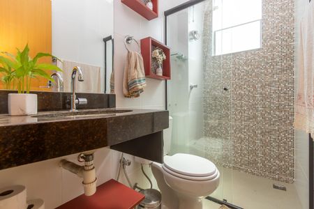 Apartamento à venda com 68m², 2 quartos e 1 vagaBanheiro Social