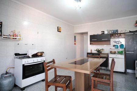 Casa à venda com 200m², 5 quartos e 3 vagasSala/Cozinha