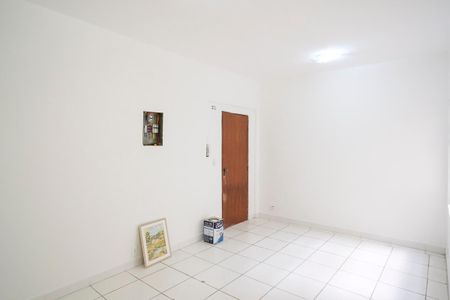 Apartamento para alugar com 77m², 2 quartos e 1 vagaSala