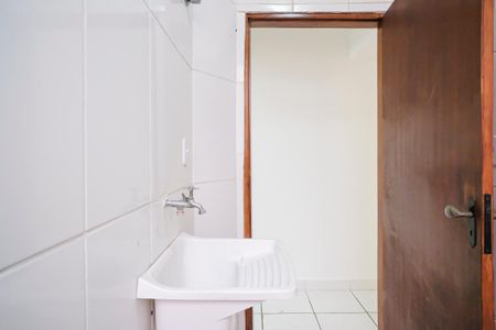 Apartamento para alugar com 77m², 2 quartos e 1 vagaÁrea de Serviço