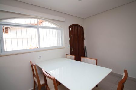Casa à venda com 306m², 3 quartos e 5 vagas Casa à venda com 306m², 3 quartos e 5 vagasCozinha