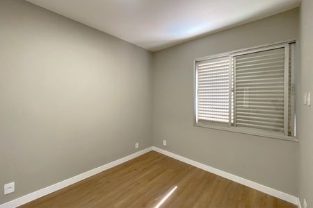 Apartamento à venda com 75m², 2 quartos e 2 vagasSuíte 1