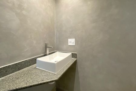 Apartamento à venda com 75m², 2 quartos e 2 vagasBanheiro da Suíte 2