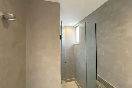 Apartamento à venda com 75m², 2 quartos e 2 vagasBanheiro da Suíte 2