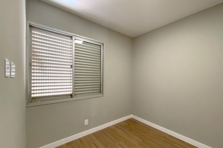 Apartamento à venda com 75m², 2 quartos e 2 vagasSuíte 2