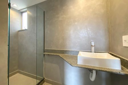 Apartamento à venda com 75m², 2 quartos e 2 vagasBanheiro da Suíte 2