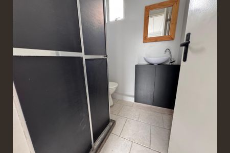Apartamento à venda com 43m², 2 quartos e 1 vaga Apartamento à venda com 43m², 2 quartos e 1 vagaBanheiro