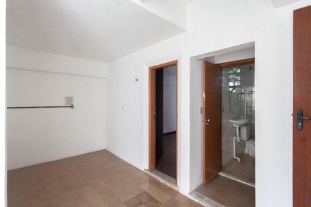 Casa para alugar com 347m², 8 quartos e 5 vagas Casa para alugar com 347m², 8 quartos e 5 vagasQuarto de Serviço