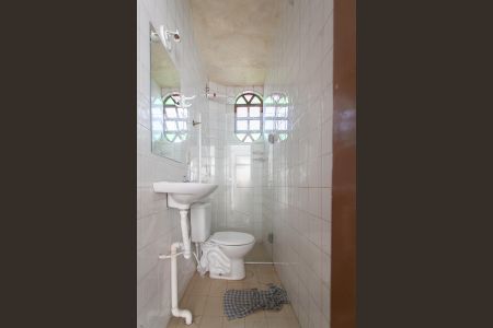 Casa para alugar com 347m², 8 quartos e 5 vagas Casa para alugar com 347m², 8 quartos e 5 vagasBanheiro de Serviço