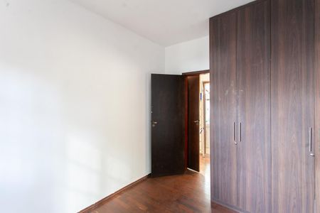 Casa para alugar com 347m², 8 quartos e 5 vagas Casa para alugar com 347m², 8 quartos e 5 vagasQuarto 4