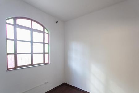 Casa para alugar com 347m², 8 quartos e 5 vagas Casa para alugar com 347m², 8 quartos e 5 vagasQuarto 4