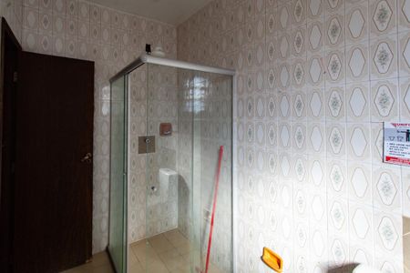 Casa para alugar com 347m², 8 quartos e 5 vagas Casa para alugar com 347m², 8 quartos e 5 vagasBanheiro Social 1