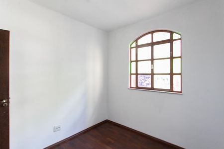 Casa para alugar com 347m², 8 quartos e 5 vagas Casa para alugar com 347m², 8 quartos e 5 vagasQuarto 3