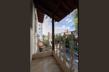 Sacada da Sala 2 de casa para alugar com 7 quartos, 347m² em São José, Belo Horizonte