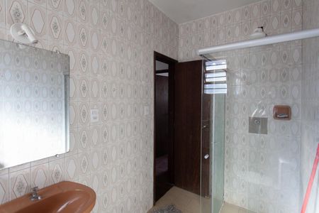 Casa para alugar com 347m², 8 quartos e 5 vagas Casa para alugar com 347m², 8 quartos e 5 vagasBanheiro Social 1