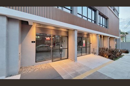 Studio à venda com 21m², 1 quarto e sem vaga Studio à venda com 21m², 1 quarto e sem vagaFachada