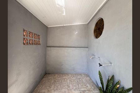 Casa à venda com 77m², 1 quarto e 2 vagas Casa à venda com 77m², 1 quarto e 2 vagasÁrea de Serviço