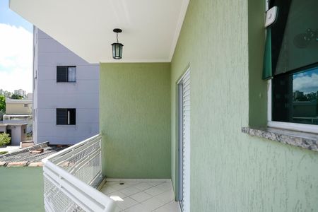 Casa à venda com 197m², 3 quartos e 4 vagasVaranda do quarto 2