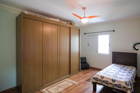 Casa à venda com 197m², 3 quartos e 4 vagasQuarto 1