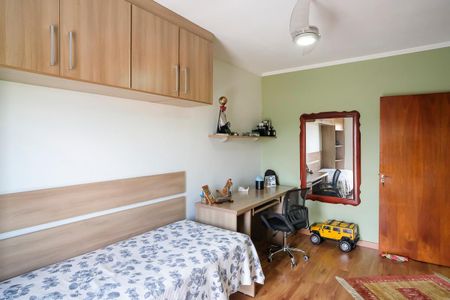 Casa à venda com 197m², 3 quartos e 4 vagasQuarto 2