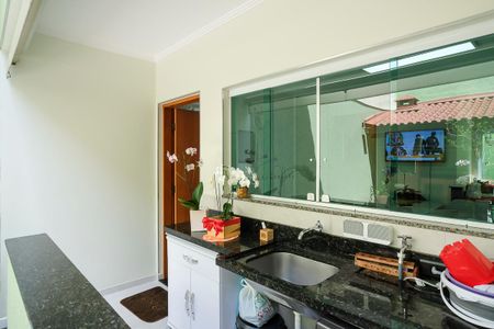 Casa à venda com 197m², 3 quartos e 4 vagasÁrea de serviço