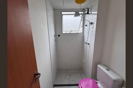 Apartamento à venda com 60m², 2 quartos e 1 vaga Apartamento à venda com 60m², 2 quartos e 1 vagaBanheiro Social