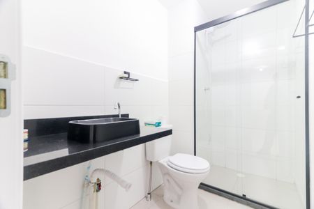 Apartamento para alugar com 37m², 2 quartos e sem vaga Apartamento para alugar com 37m², 2 quartos e sem vagaBanheiro Social