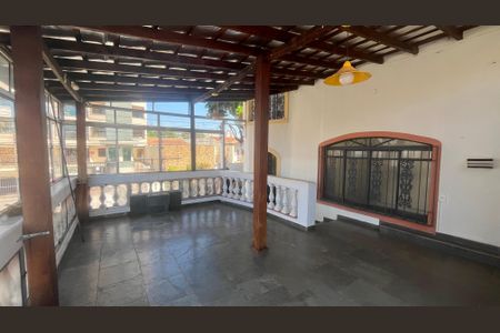 Casa à venda com 296m², 4 quartos e 2 vagasÁrea Externa