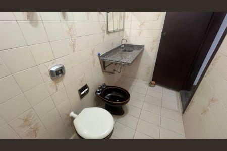 Casa à venda com 296m², 4 quartos e 2 vagasBanheiro da Suíte 