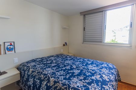 Apartamento à venda com 72m², 3 quartos e 2 vagas Apartamento à venda com 72m², 3 quartos e 2 vagasSuíte