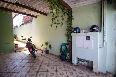 Casa para alugar com 50m², 1 quarto e 1 vaga Casa para alugar com 50m², 1 quarto e 1 vagaGaragem