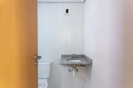 Apartamento à venda com 67m², 3 quartos e 2 vagas Apartamento à venda com 67m², 3 quartos e 2 vagasBanheiro da Suíte