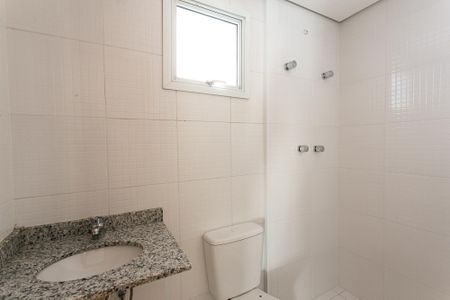 Apartamento à venda com 67m², 3 quartos e 2 vagas Apartamento à venda com 67m², 3 quartos e 2 vagasBanheiro Social