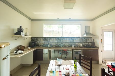 Casa de condomínio para alugar com 197m², 4 quartos e 2 vagas Casa de condomínio para alugar com 197m², 4 quartos e 2 vagasCozinha