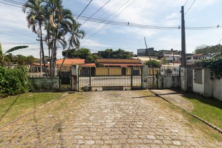 Casa de condomínio para alugar com 197m², 4 quartos e 2 vagas Casa de condomínio para alugar com 197m², 4 quartos e 2 vagasEntrada
