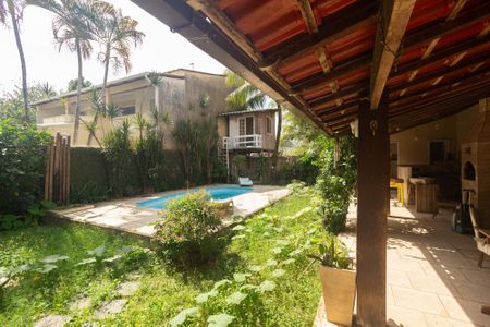 Casa de condomínio para alugar com 197m², 4 quartos e 2 vagas Casa de condomínio para alugar com 197m², 4 quartos e 2 vagasQuintal