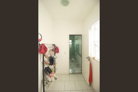 Casa de condomínio para alugar com 197m², 4 quartos e 2 vagas Casa de condomínio para alugar com 197m², 4 quartos e 2 vagasCloset da Suíte 2