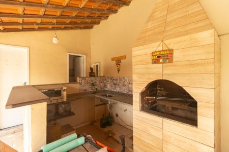 Casa de condomínio para alugar com 197m², 4 quartos e 2 vagas Casa de condomínio para alugar com 197m², 4 quartos e 2 vagasChurrasqueira