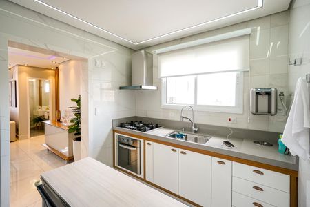 Apartamento à venda com 112m², 3 quartos e 3 vagas Apartamento à venda com 112m², 3 quartos e 3 vagasCozinha