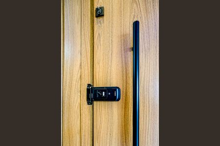 Apartamento à venda com 112m², 3 quartos e 3 vagas Apartamento à venda com 112m², 3 quartos e 3 vagasFechadura eletrônica