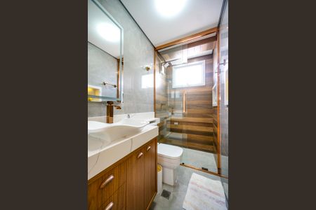 Apartamento à venda com 112m², 3 quartos e 3 vagas Apartamento à venda com 112m², 3 quartos e 3 vagasBanheiro da suíte