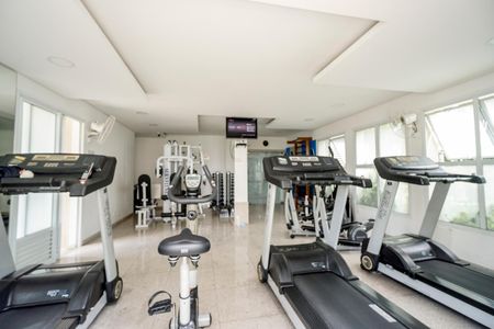 Apartamento à venda com 112m², 3 quartos e 3 vagas Apartamento à venda com 112m², 3 quartos e 3 vagasAcademia