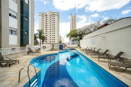 Apartamento à venda com 112m², 3 quartos e 3 vagas Apartamento à venda com 112m², 3 quartos e 3 vagasPiscina adulto